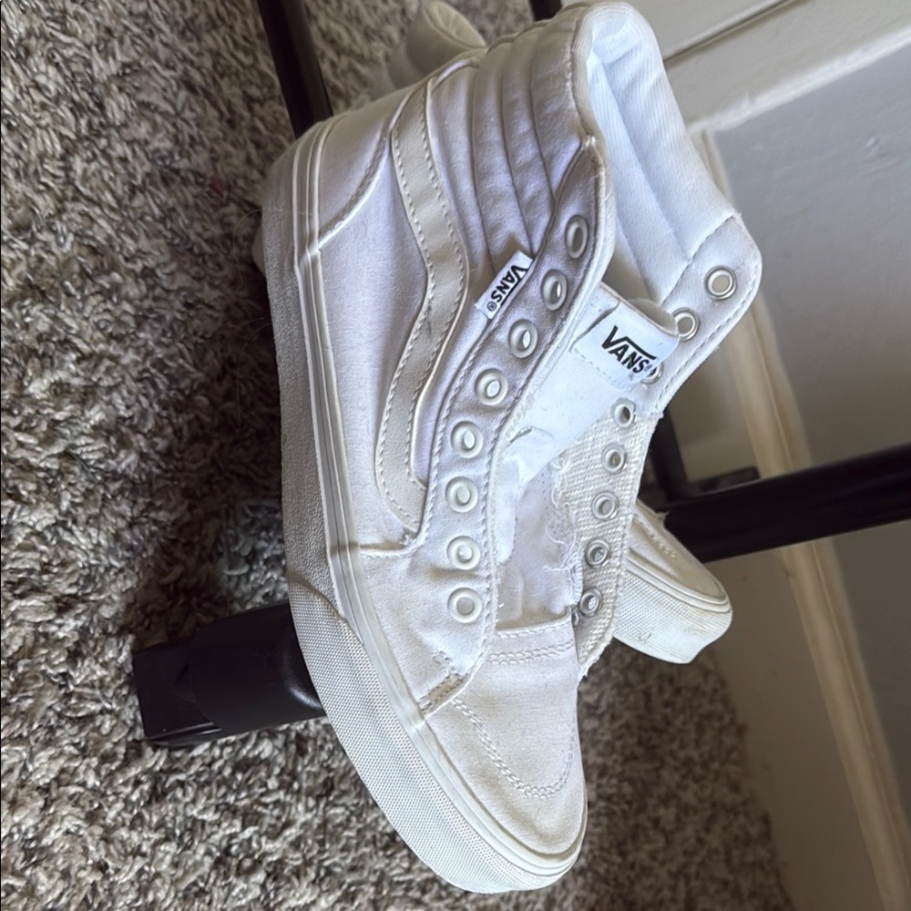 VANS White High-Top Sneakers - Picture 3 of 6